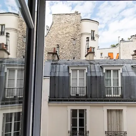 Апартаменты Eiffel Tour Париж